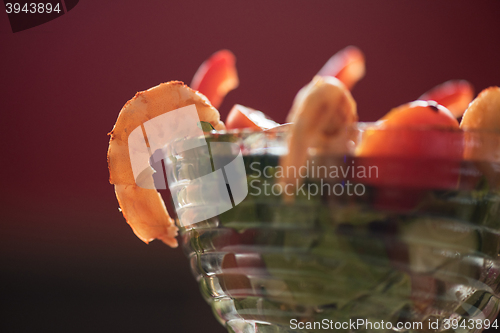 Image of salad with cooked shrimp