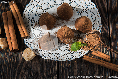 Image of pyramid shape chocolate candies