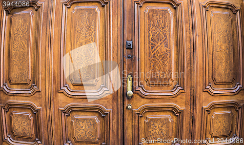 Image of Freemasonry door entrance