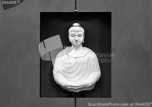 Image of Bust of Buddha