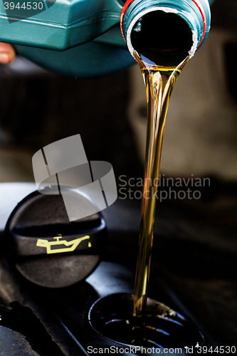 Image of Fresh motor oil