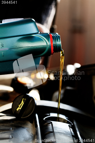 Image of Fresh motor oil