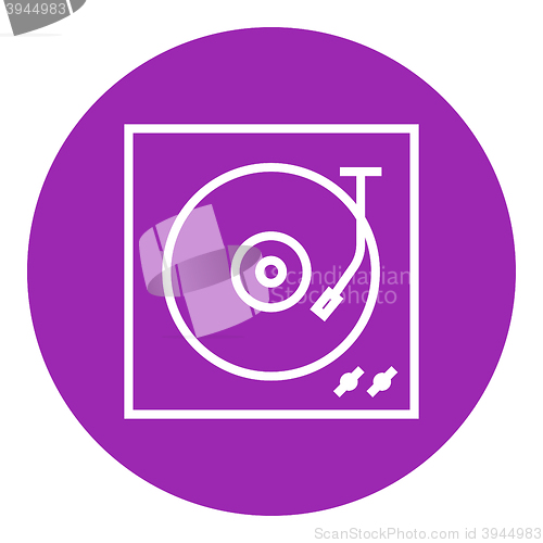 Image of Turntable line icon.