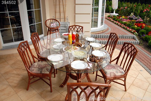 Image of dinner table
