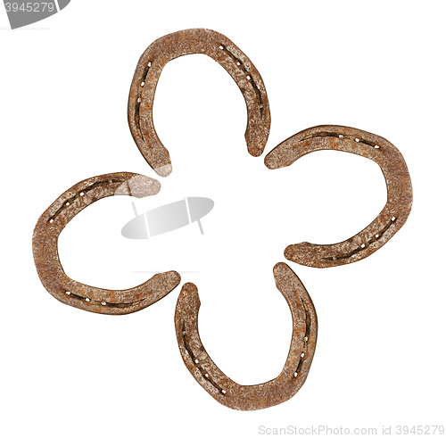 Image of Horseshoes forming a clover leaf