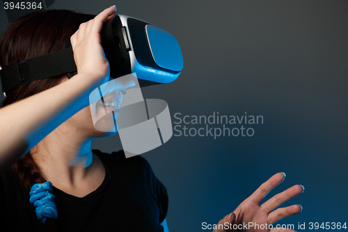 Image of Woman using the virtual reality headset