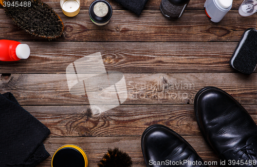 Image of Brushes and wax, shoes  accessories