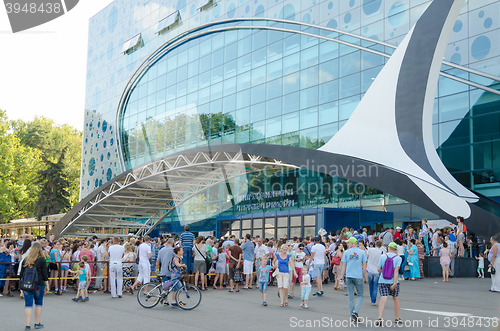 Image of Moscow, Russia - August 10, 2015: Huge queue of people to open a center for Oceanography and Marine Biology \"Moskvarium\"