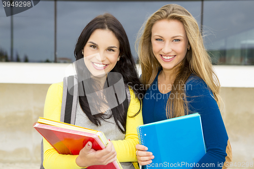 Image of Teenage students
