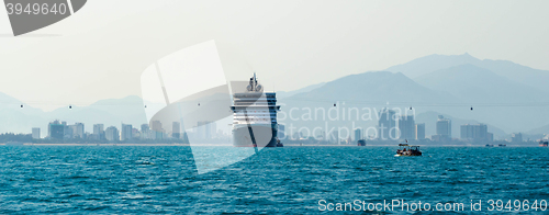 Image of cruise ship