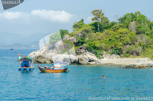 Image of fishing boa