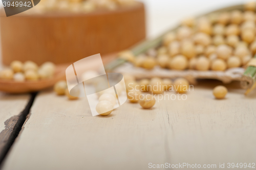 Image of organic soya beans 