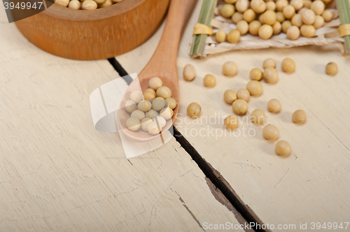 Image of organic soya beans 