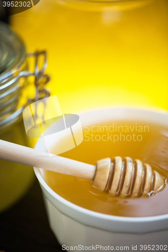 Image of Honey with walnut