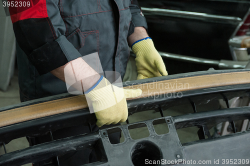 Image of Repairing automotive body