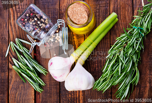 Image of garlic and olive oil