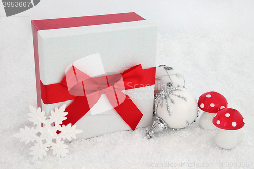 Image of Christmas Glitter Gift Box 