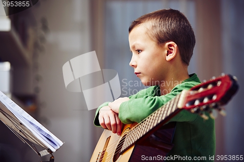 Image of Little guitarist