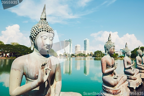 Image of Budhist temple in Colombo