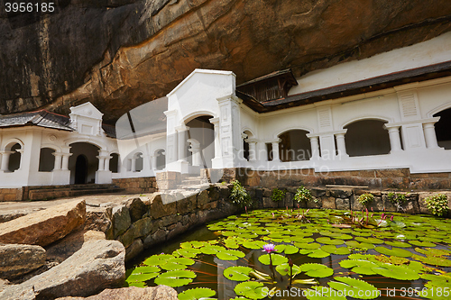 Image of Golden Temple of Dambulla