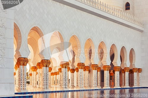 Image of Mosque in Abu Dhabi