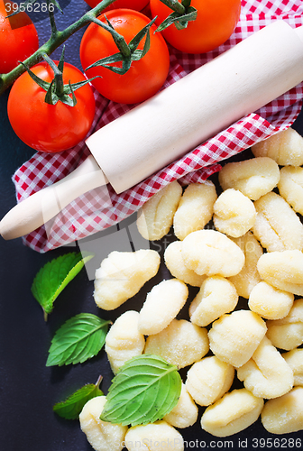 Image of raw potato gnocchi