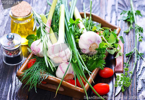 Image of garlic and aroma herb