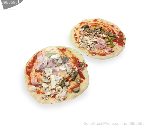 Image of Uncooked pizza