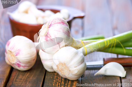 Image of fresh garlic