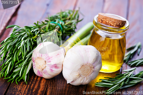 Image of garlic and olive oil