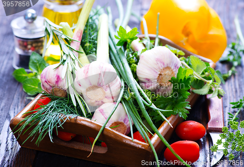 Image of garlic and aroma herb