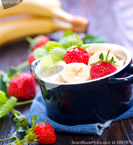 Image of strawberry with banana