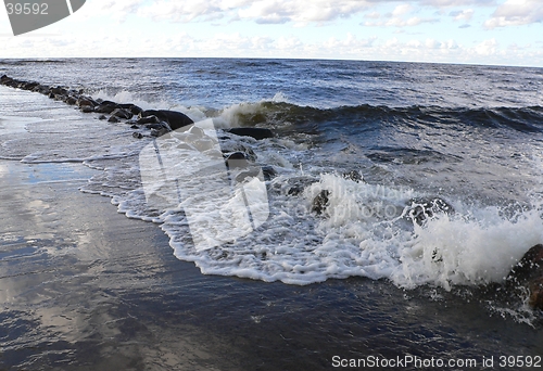 Image of Unmanageable sea