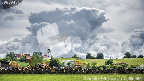Image of storm cloud over Frieding