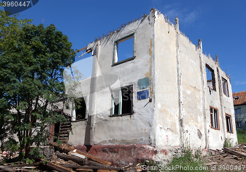 Image of old destroyed house in Russia