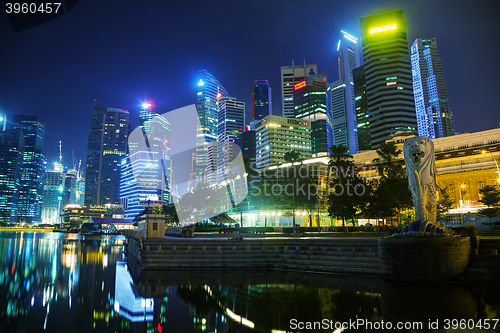 Image of Overview of the marina bay with the Merlion in Singapore