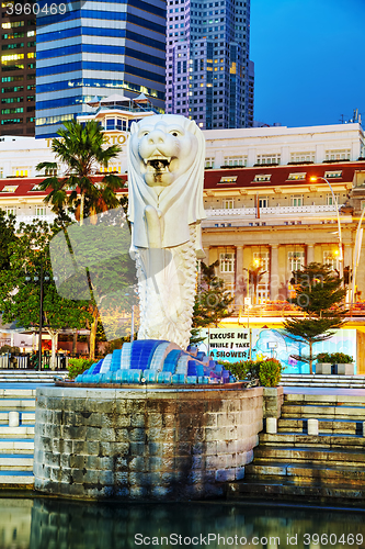 Image of Overview of the marina bay with the Merlion