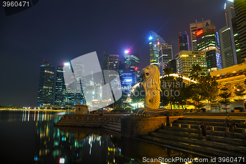 Image of Overview of the marina bay with the Merlion in Singapore