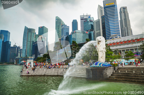 Image of Overview of the marina bay and the Merlion