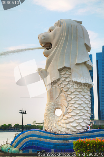 Image of Overview of the marina bay with the Merlion