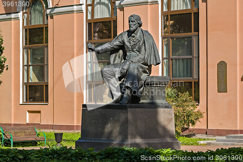 Image of Monument to the writer Turgenev.
