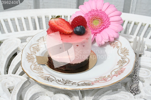 Image of Pastry with mousse of strawberries