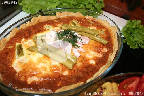 Image of Pie with shrimps and asparagus