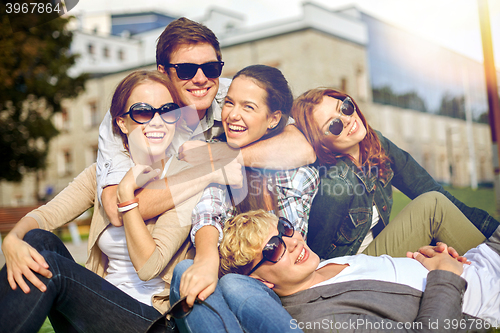 Image of group of students or teenagers hanging out