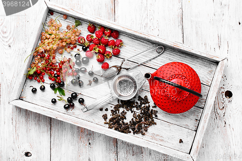 Image of Summer tea tea with berries