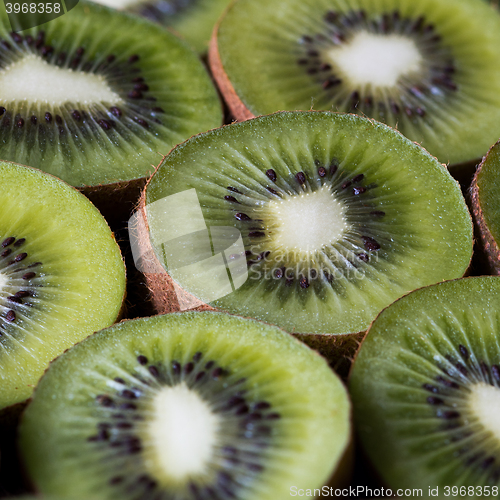 Image of Kiwifruit (often shortened to kiwi)