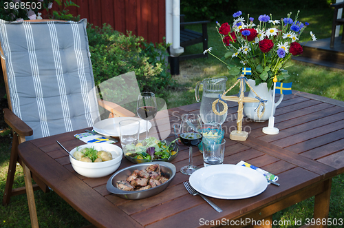 Image of Dinner table in the garden