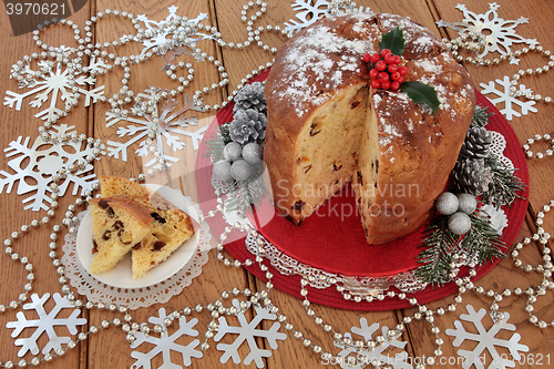 Image of Panettone Christmas Cake