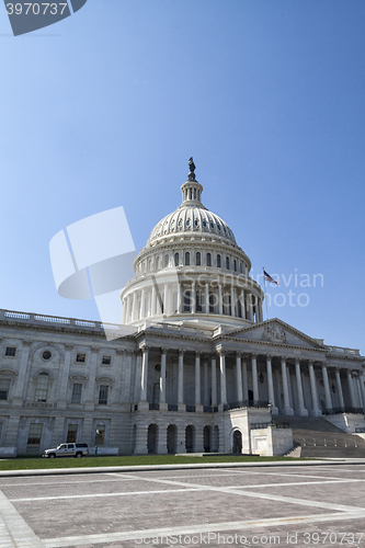 Image of Front of US Capitol