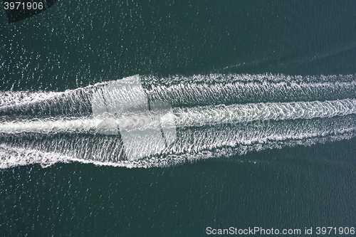 Image of Trail on sea surface